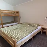 A Restaurace V Háji 3*
