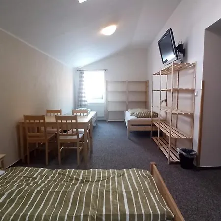 A Restaurace V Haji Gasthof 3*