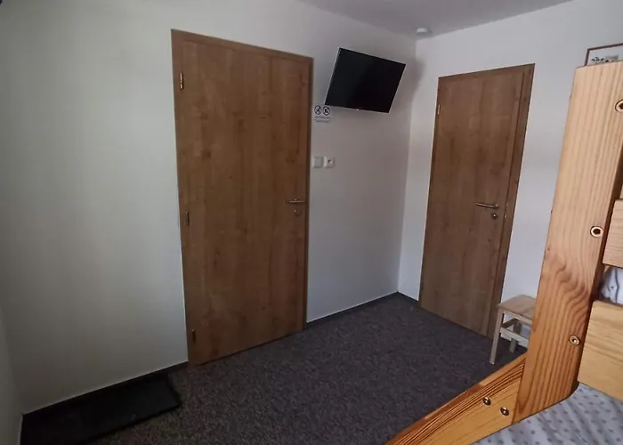 A Restaurace V Haji Maison d'hôtes Loučná pod Klínovcem